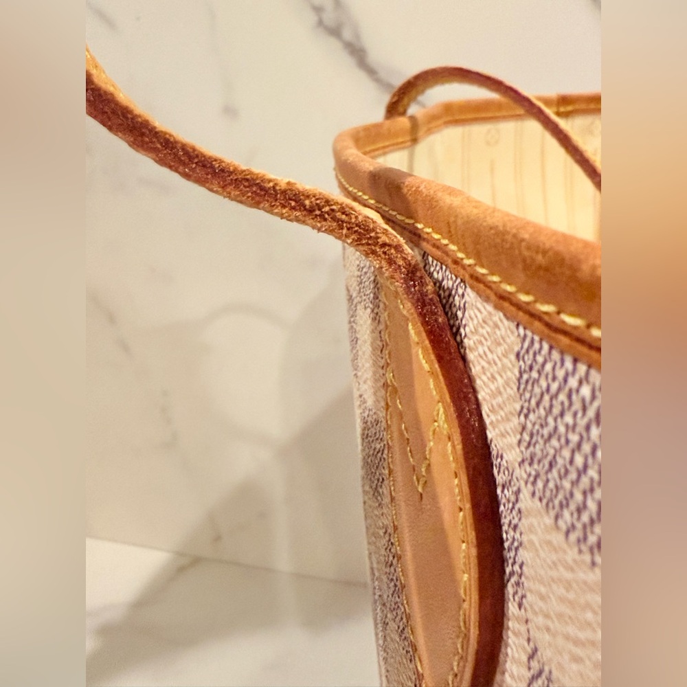 Louis Vuitton Neverfull Mm - Picture 8 of 16